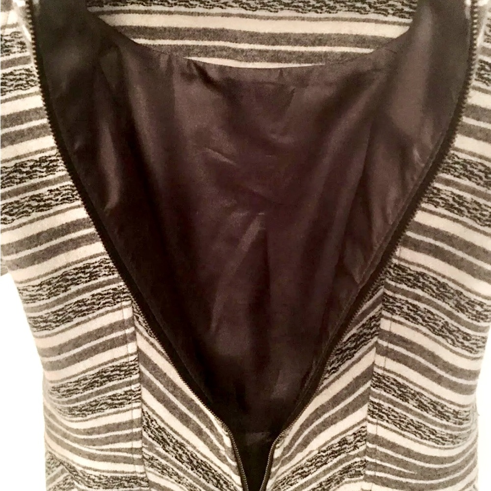 PENDLETON Portland Collection. Wool Cutout Sheath Dress. - Picture 4 of 10